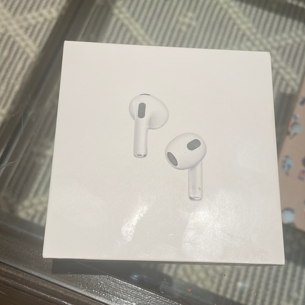Apple AirPods - 3rd Generation